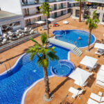 hotel-morlans-suites-paguera-mallorca-piscina